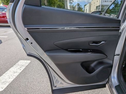 Used 2022 Hyundai Tucson SEL w/ Convenience + Premium Package FWD image 27