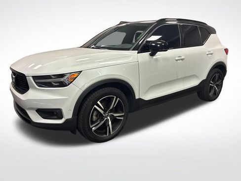 Used 2019 Volvo XC40 T5 R-Design AWD/4WD image 1