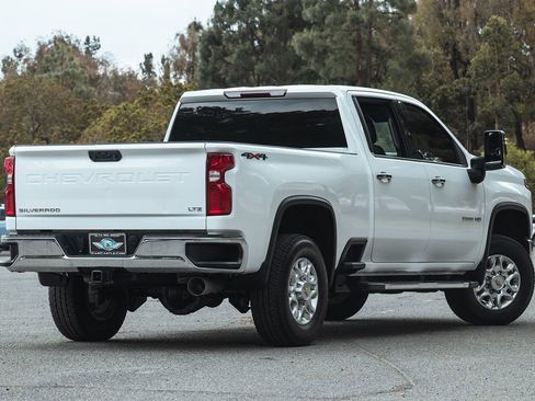 Used 2024 Chevrolet Silverado 2500 LTZ image 6