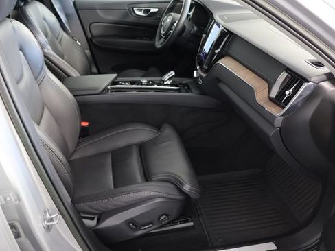 Used 2023 Volvo XC60 B6 Ultimate w/ Protection Package Premier AWD/4WD image 23