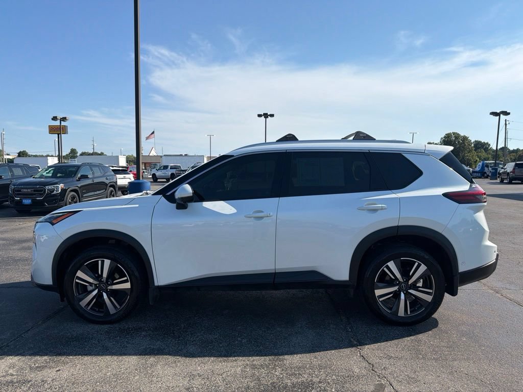 Used 2024 Nissan Rogue SL w/ SL Premium Package FWD image 6