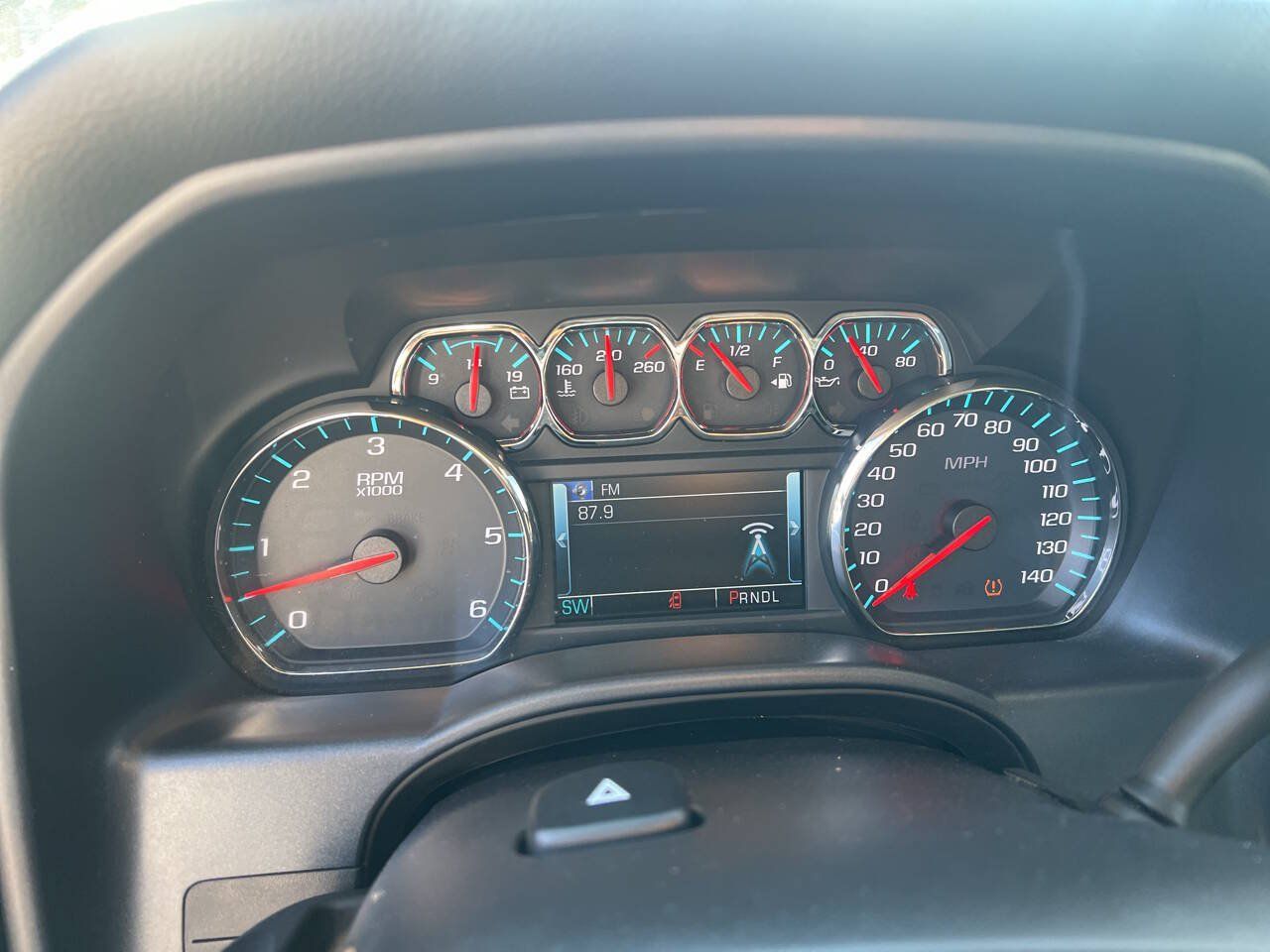 Used 2018 Chevrolet Silverado 1500 LT w/ Texas Edition RWD image 14