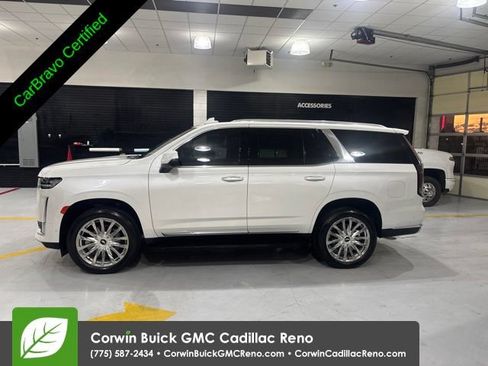 Used 2021 Cadillac Escalade Premium Luxury AWD/4WD image 4