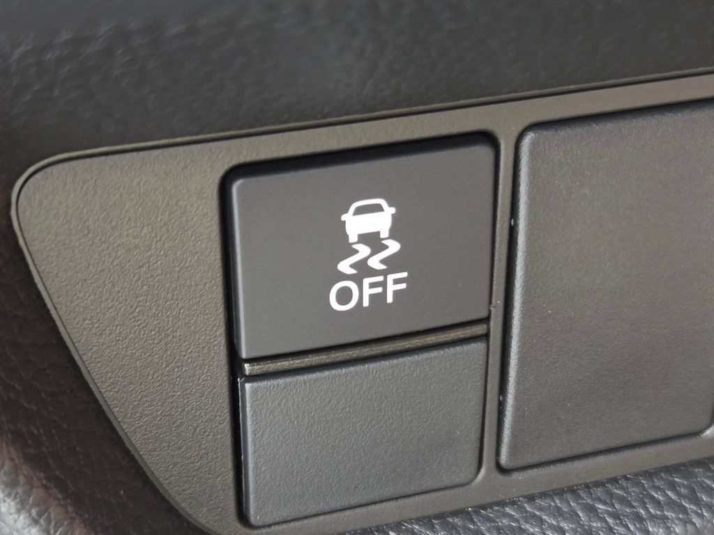 Certified 2023 Honda HR-V LX image 12