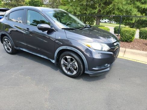 Used 2018 Honda HR-V EX-L image 12