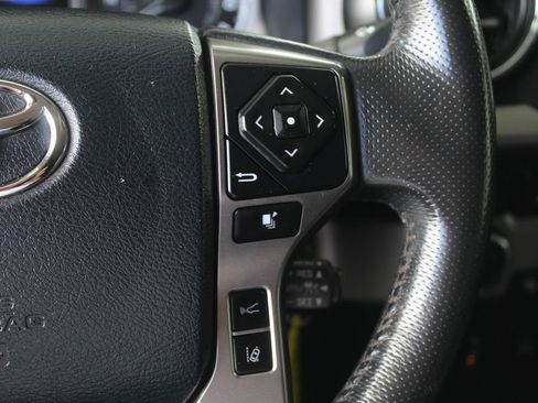 Used 2019 Toyota Tacoma SR5 image 31