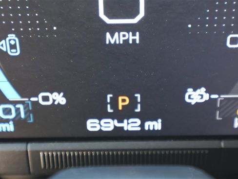 Used 2024 GMC Hummer EV 3X w/ Extreme Off-Road Package image 23