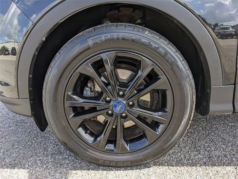 Used 2019 Ford Escape SE image 10