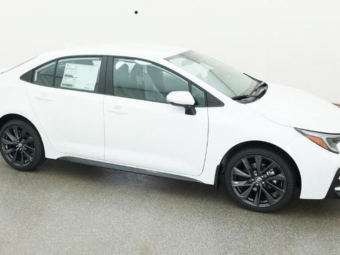 New 2026 Toyota Corolla SE FWD image 12