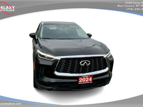 Used 2024 INFINITI QX60 Luxe AWD/4WD image 3