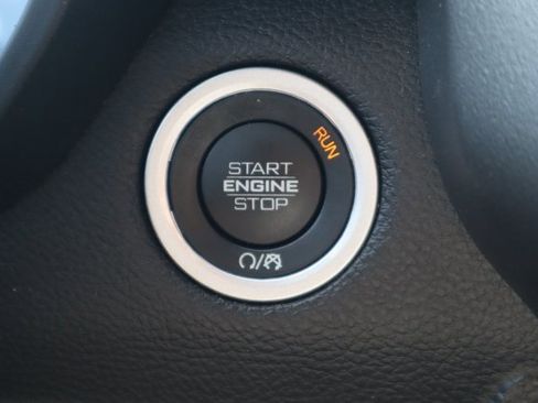 Used 2024 RAM 1500 Laramie image 11