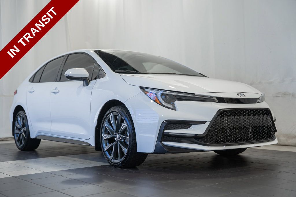 Used 2025 Toyota Corolla SE FWD image 1