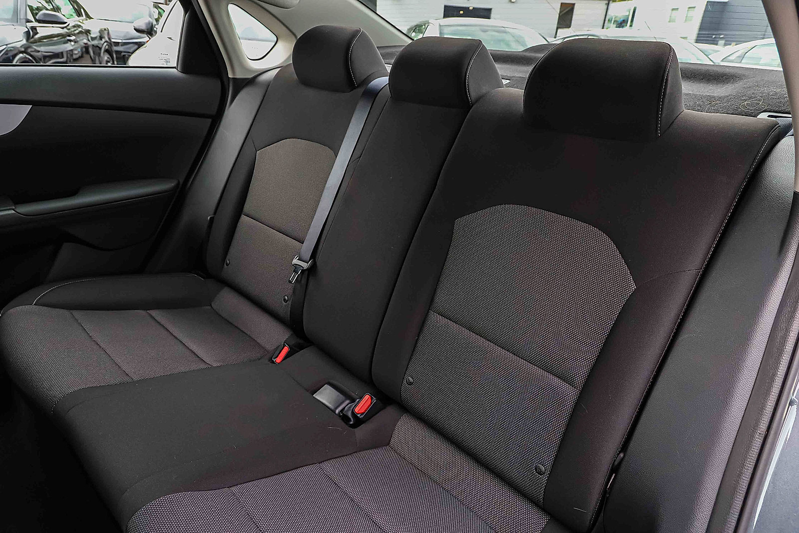 Certified 2024 Kia Forte LXS w/ LXS Technology Package FWD image 21