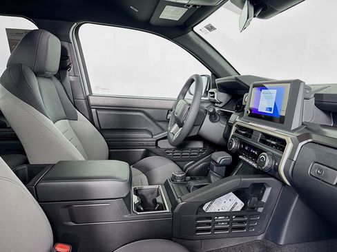 New 2025 Toyota Tacoma TRD Sport image 31