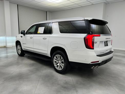 Used 2025 GMC Yukon XL Denali AWD/4WD image 5