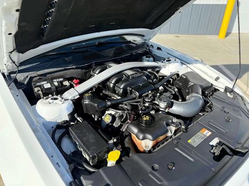 Used 2013 Ford Mustang GT w/ GT Track Pkg image 10