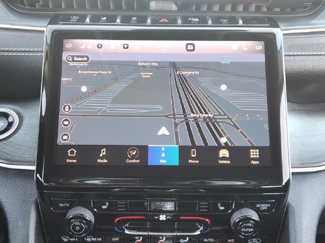 Used 2023 Jeep Grand Cherokee Limited RWD image 14