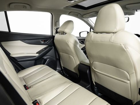 Used 2018 Subaru Impreza 2.0i Limited image 22