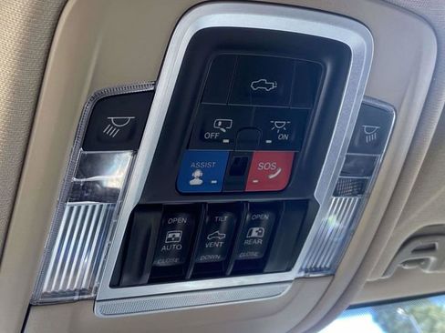 Used 2021 RAM 2500 Laramie image 29