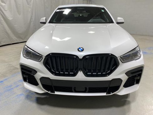 Used 2022 BMW X6 M50i w/ Executive Package image 3