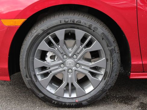 New 2026 Honda Odyssey Touring image 12