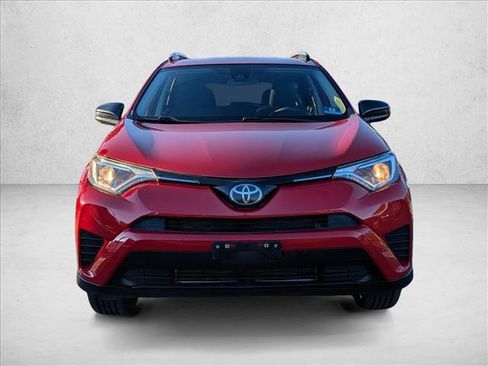 Used 2017 Toyota RAV4 LE image 2