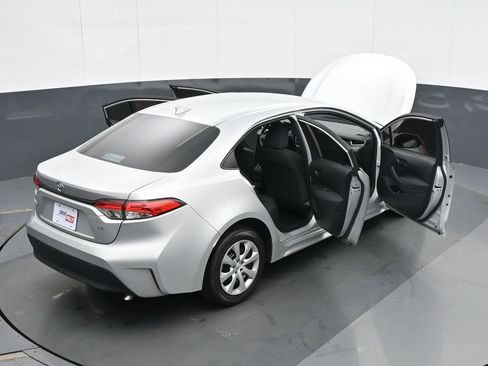Used 2023 Toyota Corolla LE FWD image 38