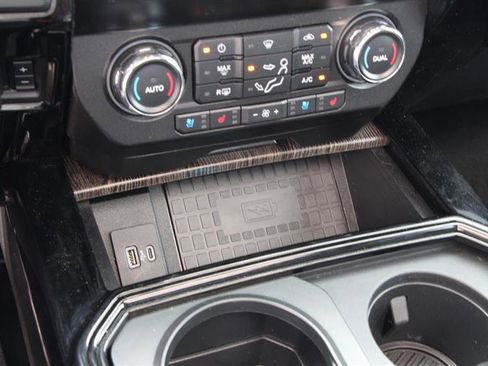 Used 2021 Ford F250 Lariat image 30