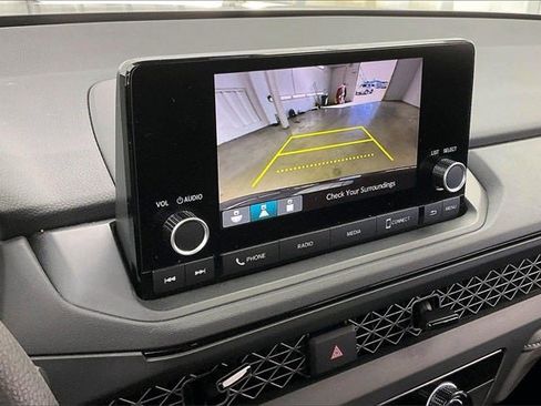 Certified 2025 Honda Accord LX image 27