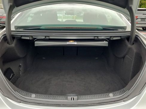 Used 2019 Mercedes-Benz E 300 image 8