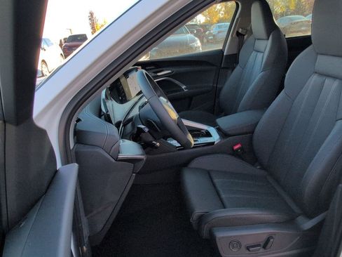 New 2025 Audi Q5 Premium Plus image 18