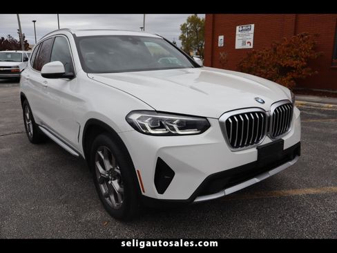 Used 2022 BMW X3 xDrive30i w/ Premium Package 2 image 1