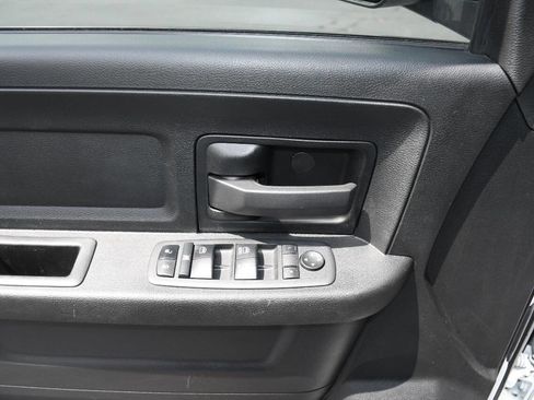 Used 2022 RAM 3500 Tradesman w/ Chrome Appearance Group AWD/4WD image 17