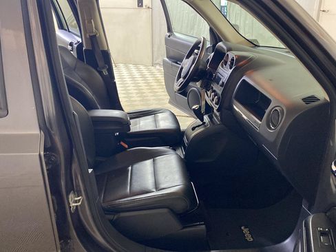 Used 2015 Jeep Patriot High Altitude AWD/4WD image 26