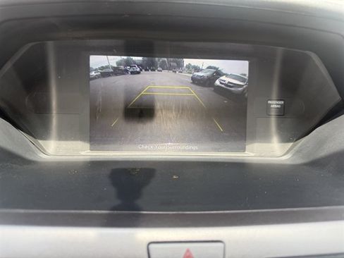 Used 2014 Honda Odyssey LX image 16