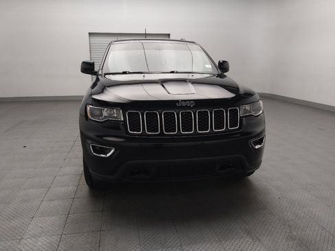 Used 2019 Jeep Grand Cherokee Laredo AWD/4WD image 14