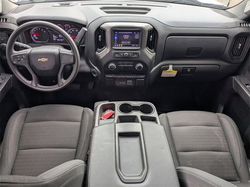 Used 2023 Chevrolet Silverado 1500 Custom image 14