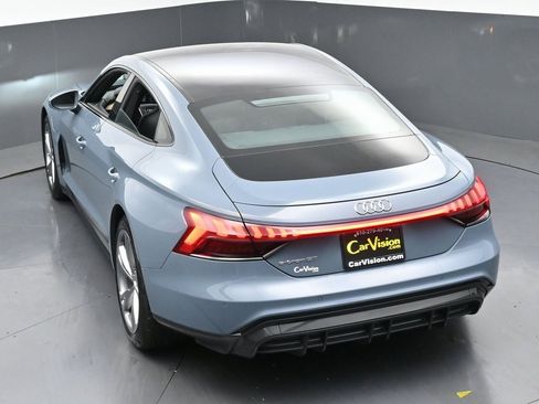 Used 2022 Audi e-tron GT Premium Plus image 43