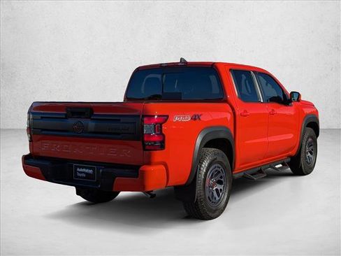 Used 2025 Nissan Frontier PRO-4X w/ Pro Premium Package image 5