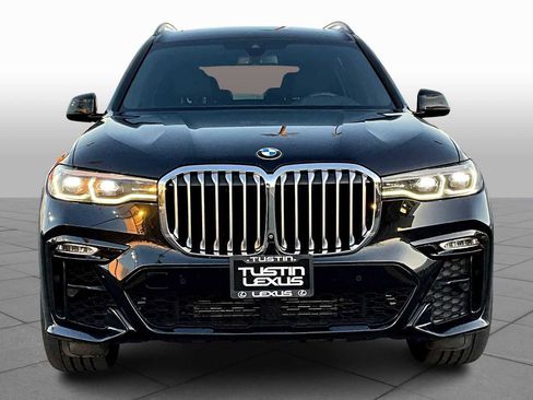 Used 2020 BMW X7 xDrive40i w/ M Sport Package image 4
