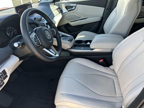 Certified 2025 Acura RDX w/ Technology Package image 8