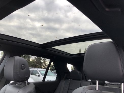 Certified 2022 Mercedes-Benz GLE 350 4MATIC w/ AMG Line Exterior image 15