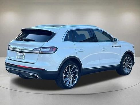 Used 2022 Lincoln Nautilus Reserve w/ Equipment Group 202A AWD/4WD image 5