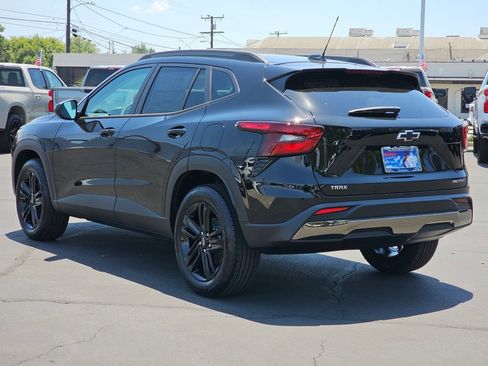 New 2026 Chevrolet Trax ACTIV w/ Driver Confidence Package FWD image 4