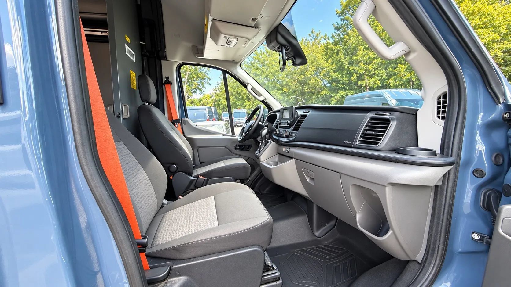 Used 2021 Ford Transit 250 148 High Roof Extended w/ Parcel Delivery Package RWD image 10