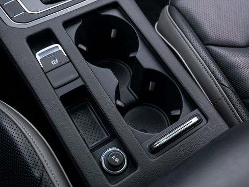 Used 2021 Volkswagen Arteon SEL Premium image 28