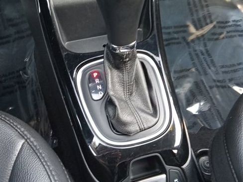 Used 2021 Jeep Compass Latitude image 25