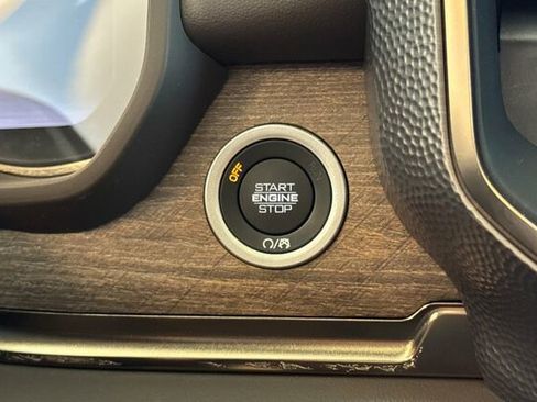 New 2026 RAM 1500 Limited w/ Trailer Tow Group image 18