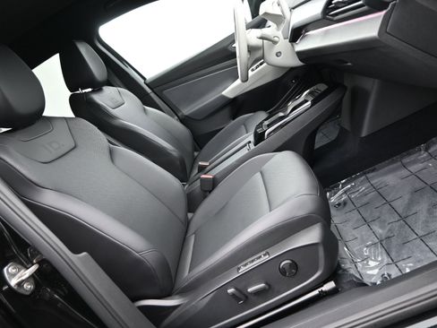 Used 2021 Volkswagen ID.4 1st Edition w/ ID.4 Protection Package image 14