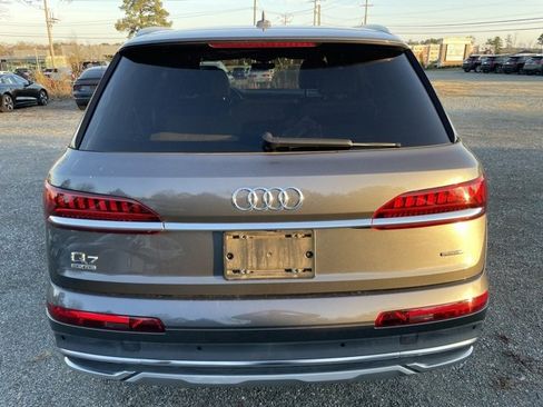 Used 2021 Audi Q7 3.0T Premium Plus image 4